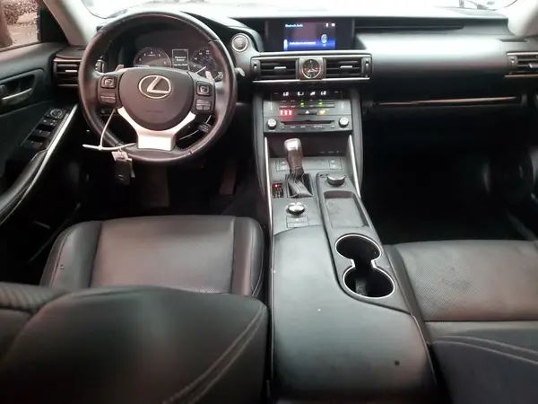 JTHCM1D28H5025874 2017 LEXUS IS - Image 8