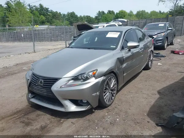 JTHCM1D29G5003039 2016 LEXUS IS - Image 2
