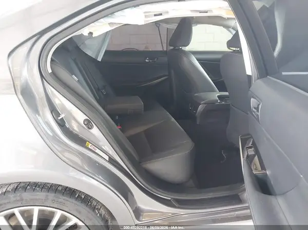 JTHCM1D29G5010248 2016 LEXUS IS - Image 8