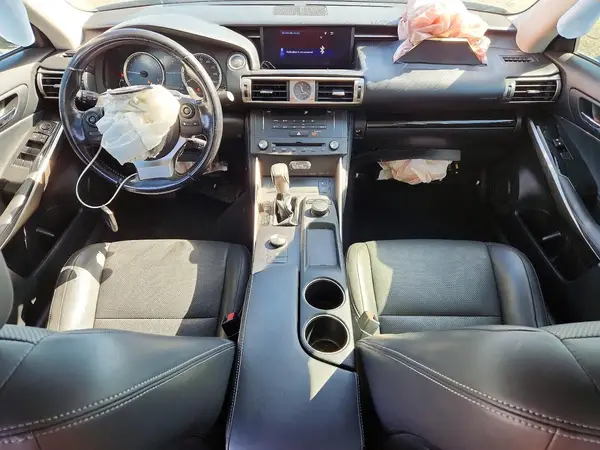 JTHCM1D29G5012615 2016 LEXUS IS - Image 8