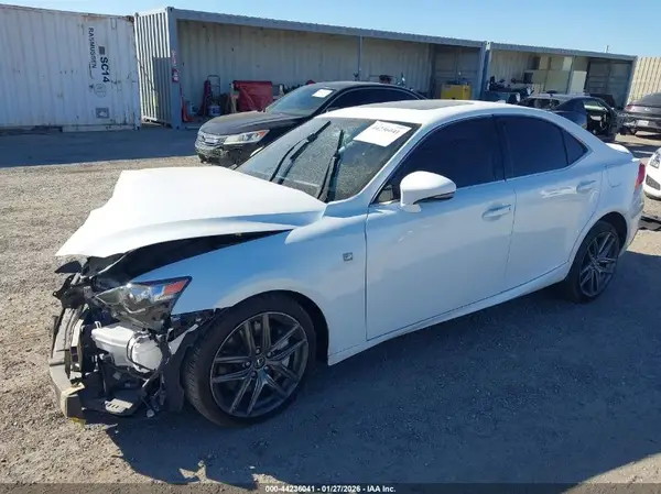 JTHCM1D29G5012968 2016 LEXUS IS - Image 2