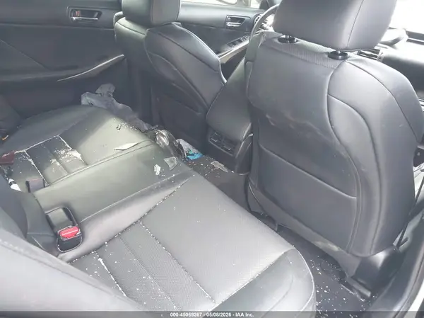 JTHCM1D29G5013859 2016 LEXUS IS - Image 8