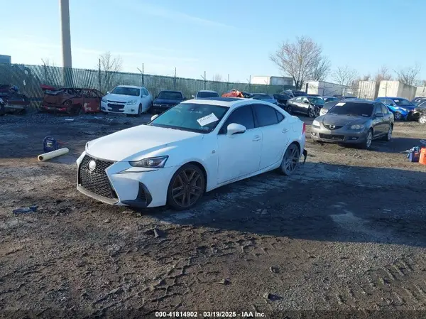 JTHCM1D29H5016424 2017 LEXUS IS - Image 2