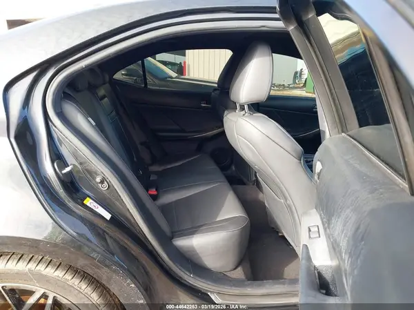 JTHCM1D29H5022692 2017 LEXUS IS - Image 8