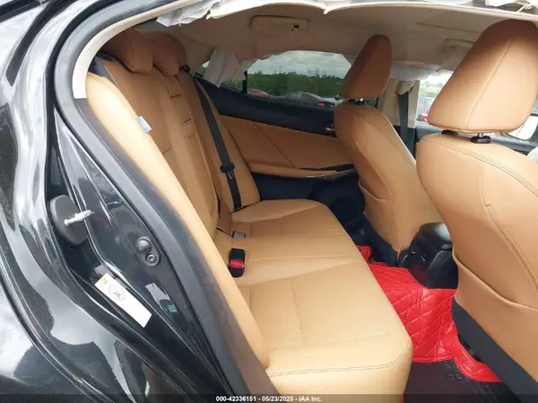 JTHCM1D29H5023566 2017 LEXUS IS - Image 8