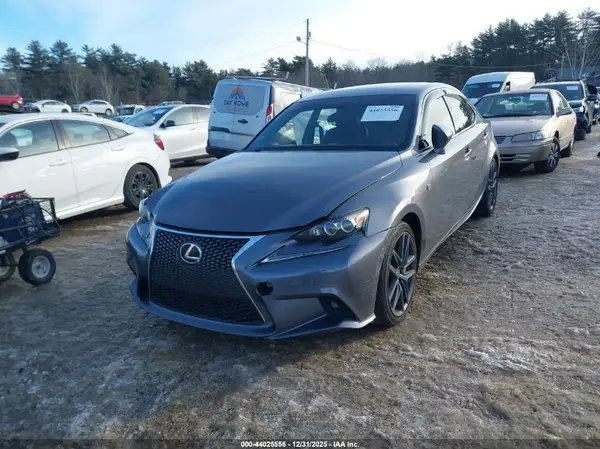 JTHCM1D2XG5004023 2016 LEXUS IS - Image 2