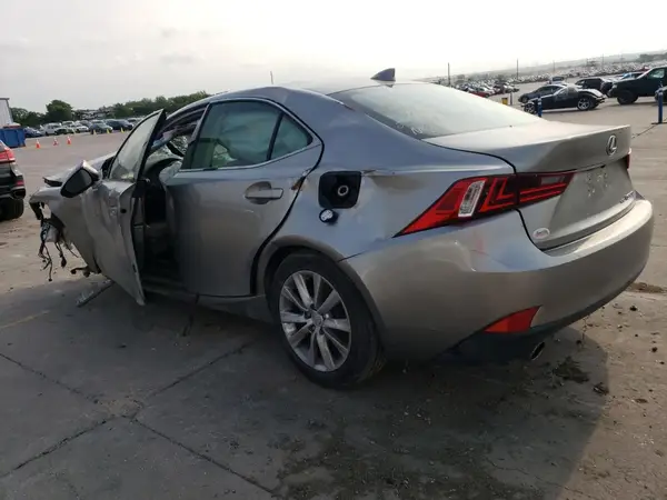 JTHCM1D2XG5008475 2016 LEXUS IS - Image 2