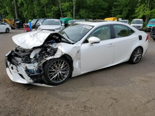 JTHCM1D2XG5010484 2016 LEXUS IS - Image 1