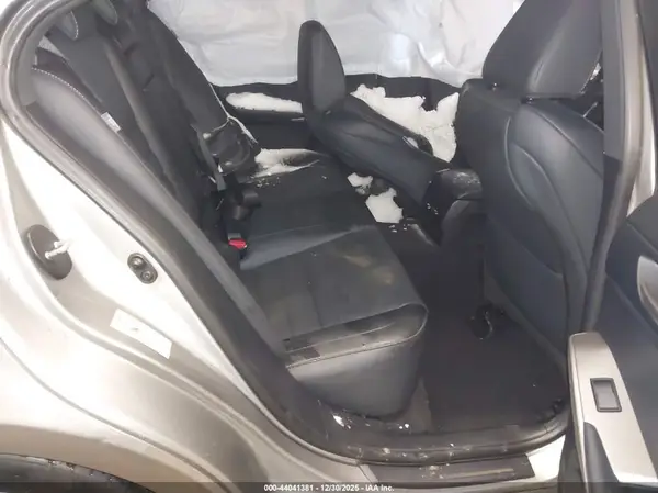 JTHCM1D2XH5018537 2017 LEXUS IS - Image 8