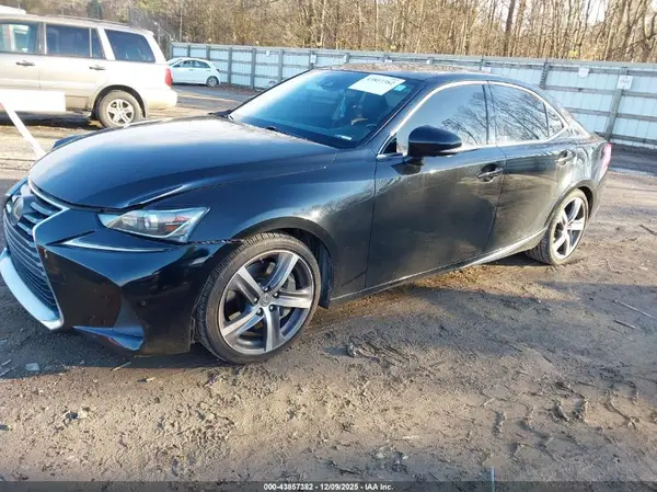 JTHCM1D2XH5020434 2017 LEXUS IS - Image 2