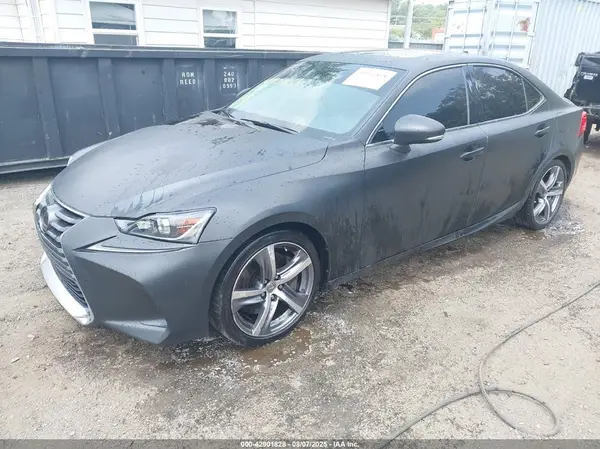 JTHCM1D2XH5020899 2017 LEXUS IS - Image 2