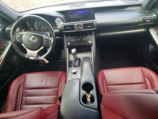 JTHCM1D2XH5021387 2017 LEXUS IS - Image 8