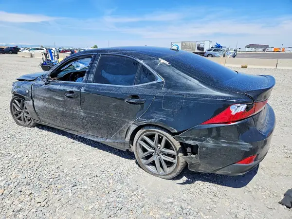 JTHCM1D2XH5022247 2017 LEXUS IS - Image 2