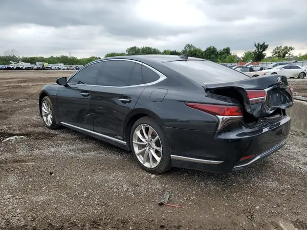 JTHCYLFF1J5000367 2018 LEXUS LS - Image 2