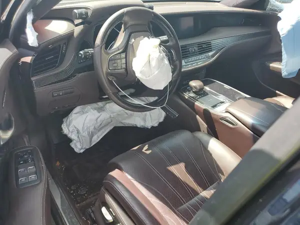 JTHCYLFF6K5001452 2019 LEXUS LS - Image 8