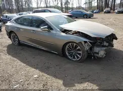 JTHCYLFFXJ5000982 2018 LEXUS LS