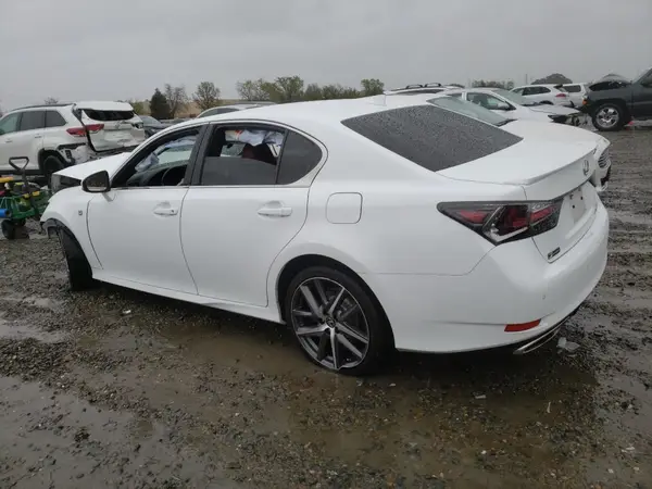 JTHCZ1BL1GA000513 2016 LEXUS GS - Image 2