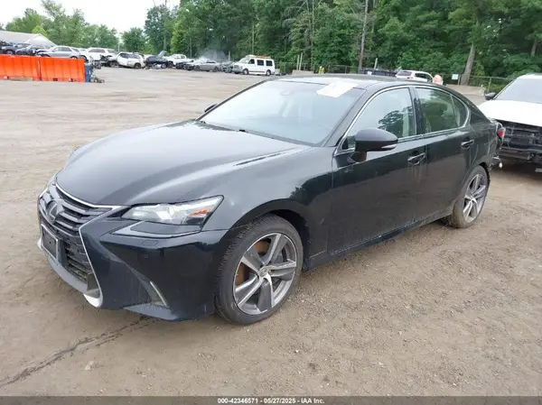 JTHCZ1BL1HA005065 2017 LEXUS GS - Image 2