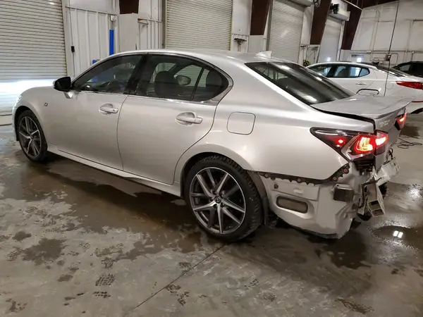 JTHCZ1BL4JA009682 2018 LEXUS GS - Image 2