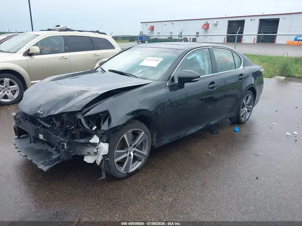 JTHCZ1BL7JA008610 2018 LEXUS GS - Image 2