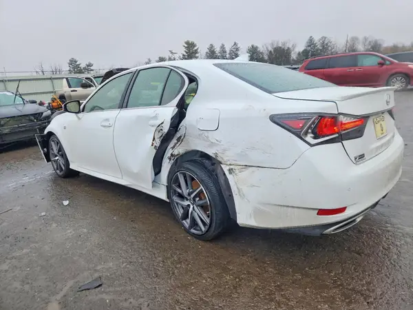 JTHCZ1BL7JA010339 2018 LEXUS GS - Image 2