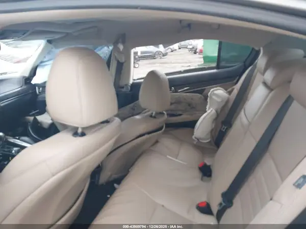 JTHCZ1BL8GA000282 2016 LEXUS GS - Image 8