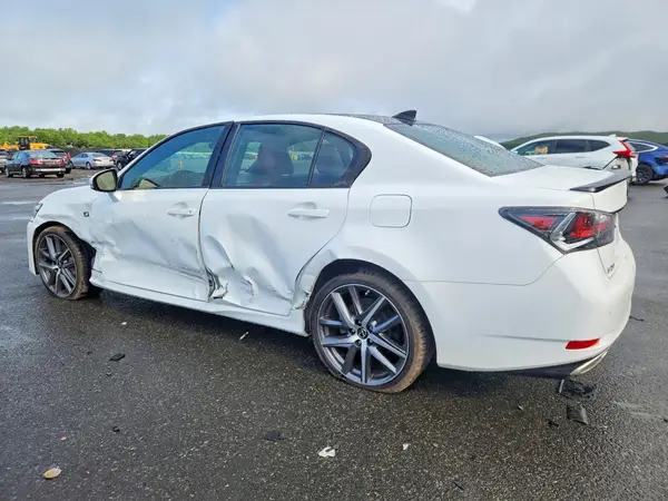 JTHCZ1BL9JA009063 2018 LEXUS GS - Image 2