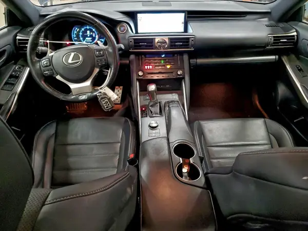 JTHCZ1D22J5015154 2018 LEXUS IS - Image 8