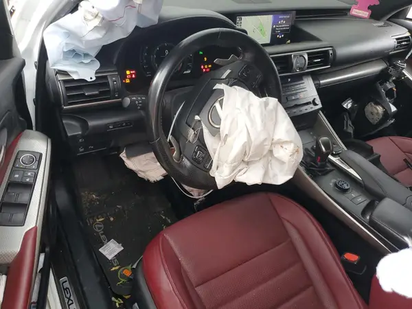 JTHCZ1D24J5016113 2018 LEXUS IS - Image 8