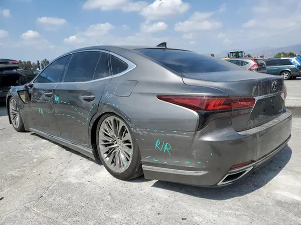 JTHD51FF0P5018885 2023 LEXUS LS - Image 2