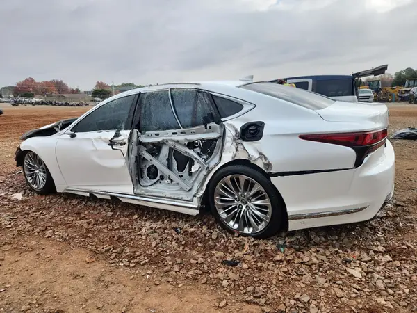 JTHD51FF1M5014856 2021 LEXUS LS - Image 2