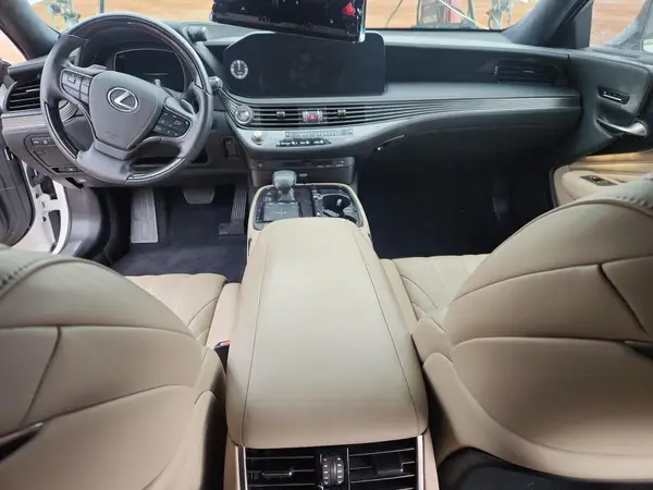 JTHD51FF1M5014856 2021 LEXUS LS - Image 8