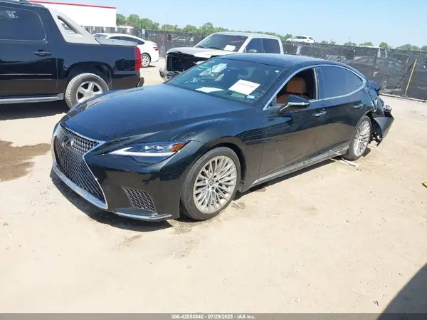 JTHD51FF5R5019629 2024 LEXUS LS - Image 2