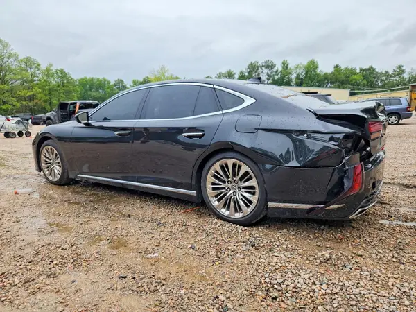 JTHD51FF6N5016572 2022 LEXUS LS - Image 2