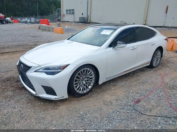 JTHD51FFXS5020894 2025 LEXUS LS - Image 2