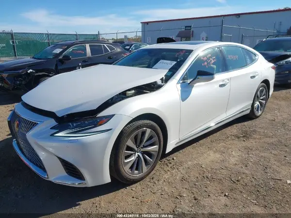 JTHD51GF0L5008012 2020 LEXUS LS - Image 2