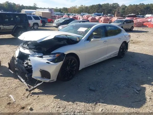JTHD51GF3P5011038 2023 LEXUS LS - Image 2
