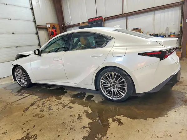 JTHD81F20R5052848 2024 LEXUS IS - Image 2