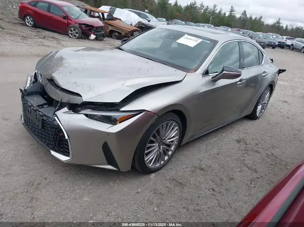 JTHD81F21N5049290 2022 LEXUS IS - Image 2