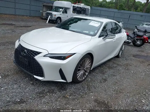 JTHD81F21P5050734 2023 LEXUS IS - Image 2
