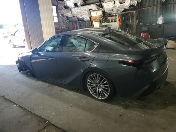 JTHD81F22N5049055 2022 LEXUS IS - Image 2
