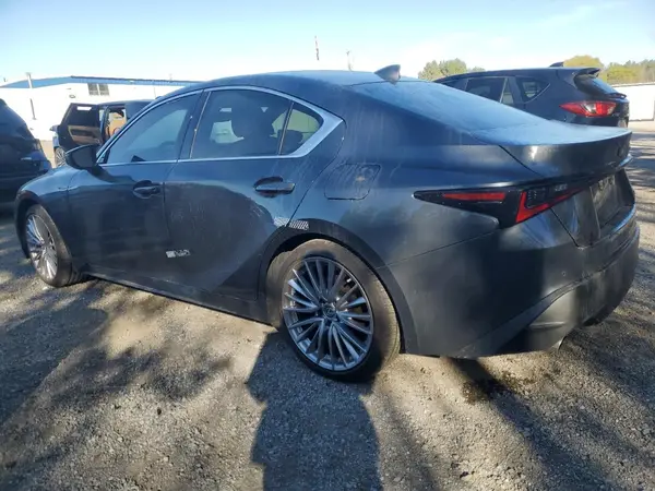 JTHD81F23M5045031 2021 LEXUS IS - Image 2