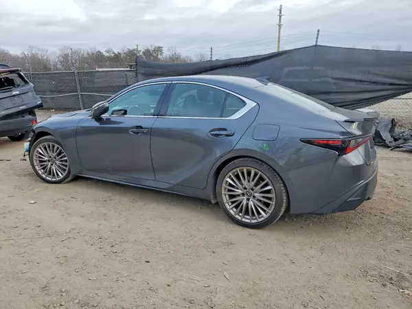 JTHD81F24N5049283 2022 LEXUS IS - Image 2