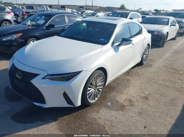 JTHD81F25P5051157 2023 LEXUS IS - Image 2