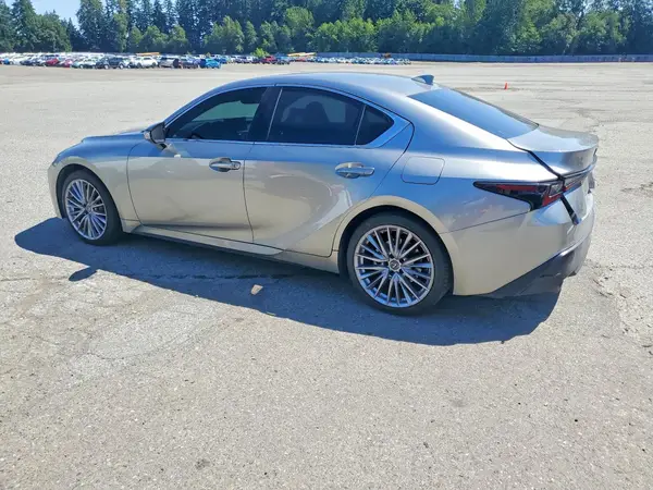 JTHD81F26N5049902 2022 LEXUS IS - Image 2