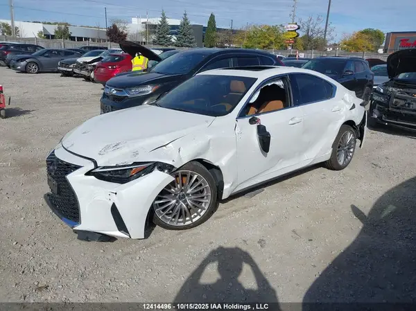 JTHD81F26R5053325 2024 LEXUS IS - Image 2