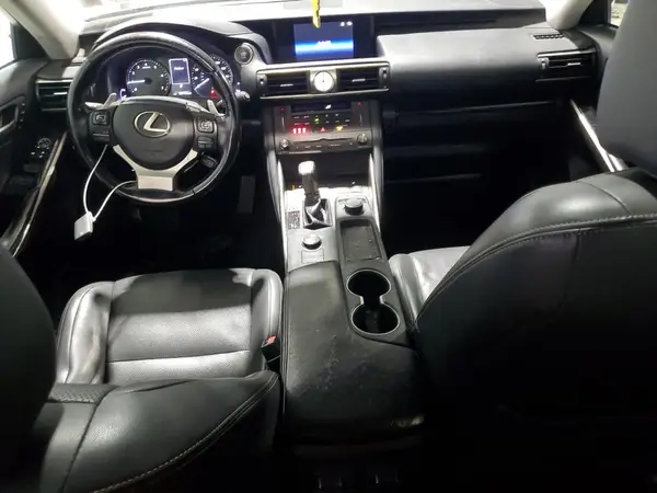JTHD81F28L5041653 2020 LEXUS IS - Image 8