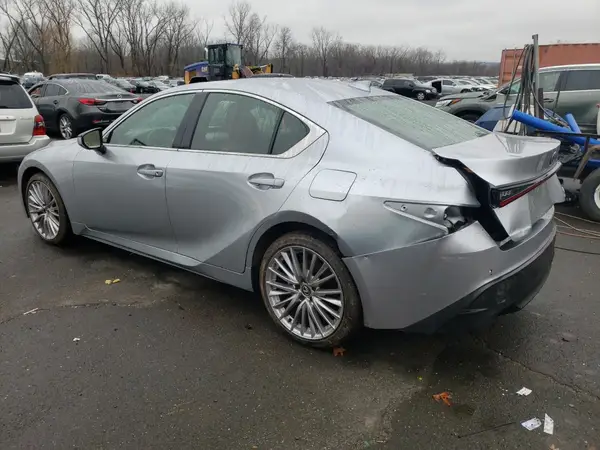 JTHD81F28P5051184 2023 LEXUS IS - Image 2