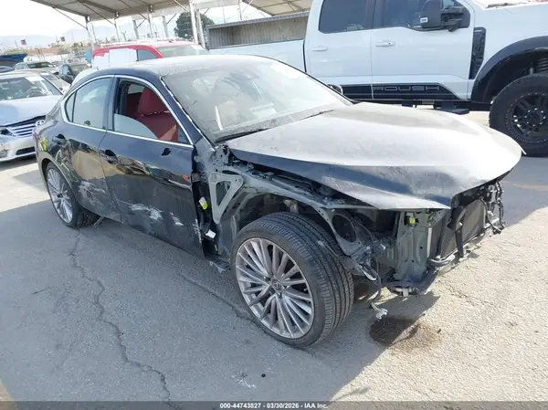 JTHDA1D20N5121653 2022 LEXUS IS - Image 1