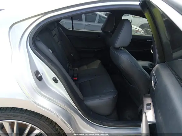 JTHDA1D20P5124748 2023 LEXUS IS - Image 8